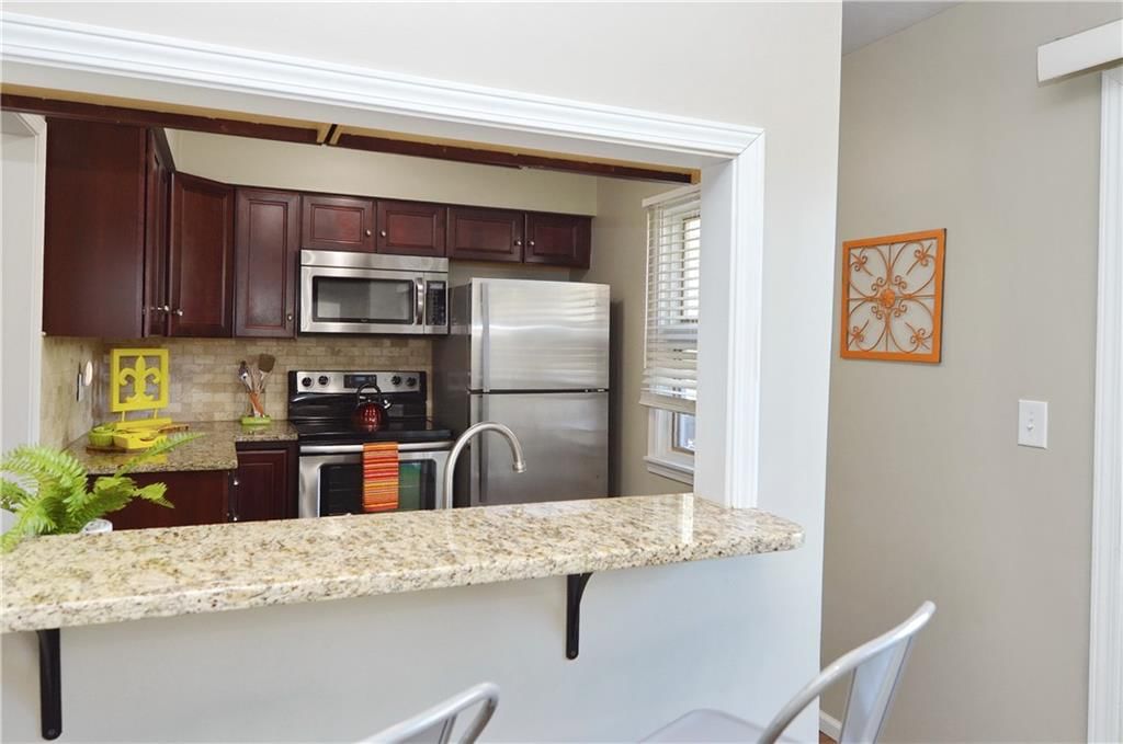 464 W 104th Street — photo 11