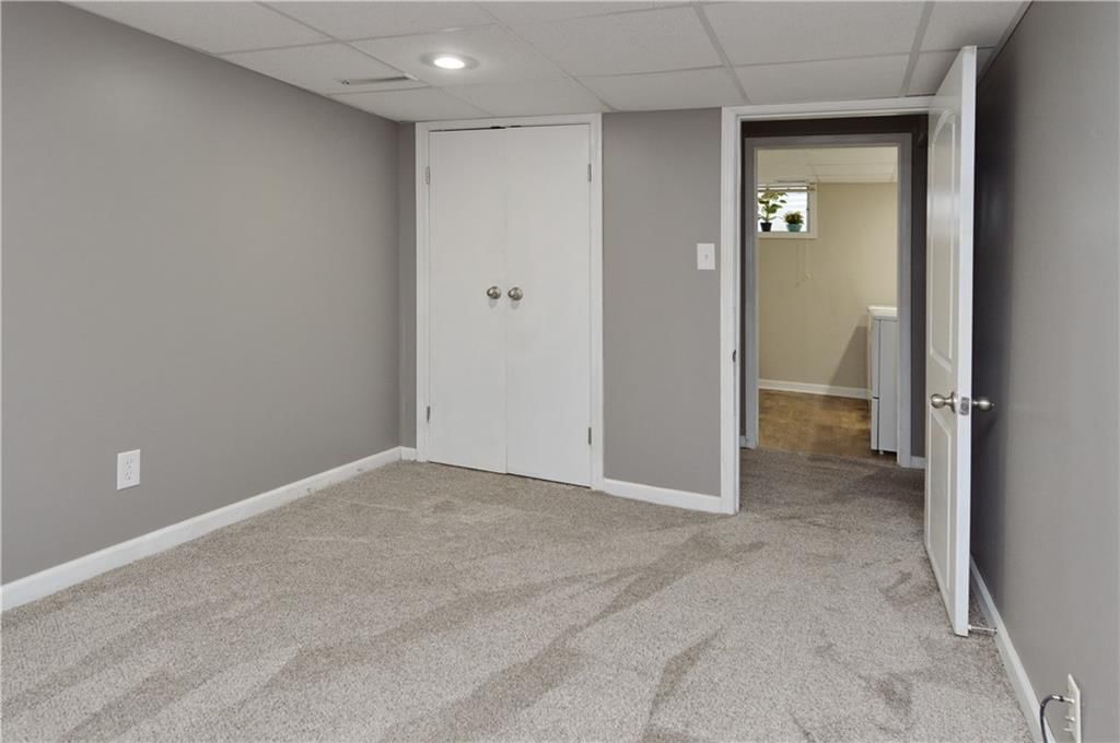 464 W 104th Street — photo 22
