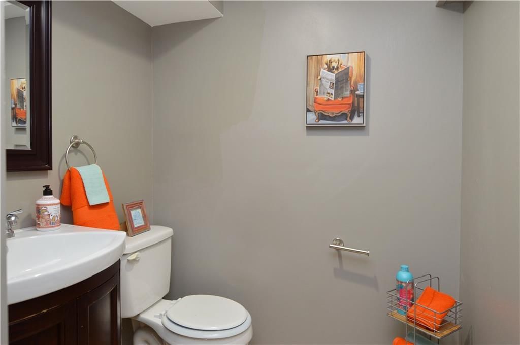 464 W 104th Street — photo 28