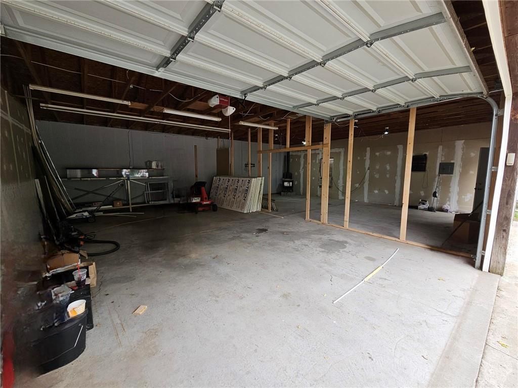 524 E Kansas Avenue — photo 19