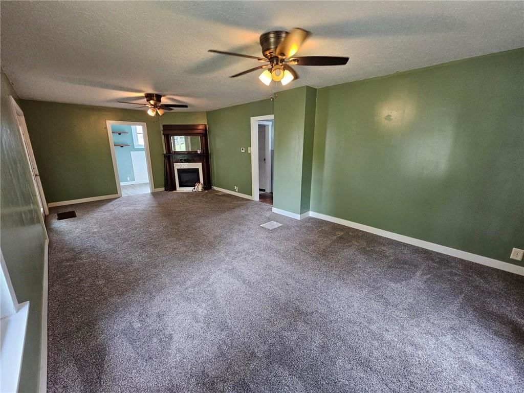 524 E Kansas Avenue — photo 7
