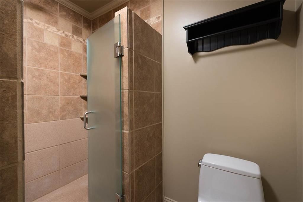 Photo 20 of 47 - 1529 SW Fredrick Drive