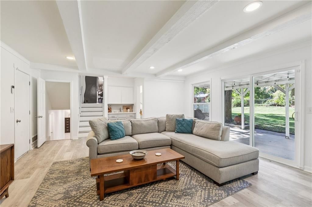 7818 Westgate Drive — photo 9
