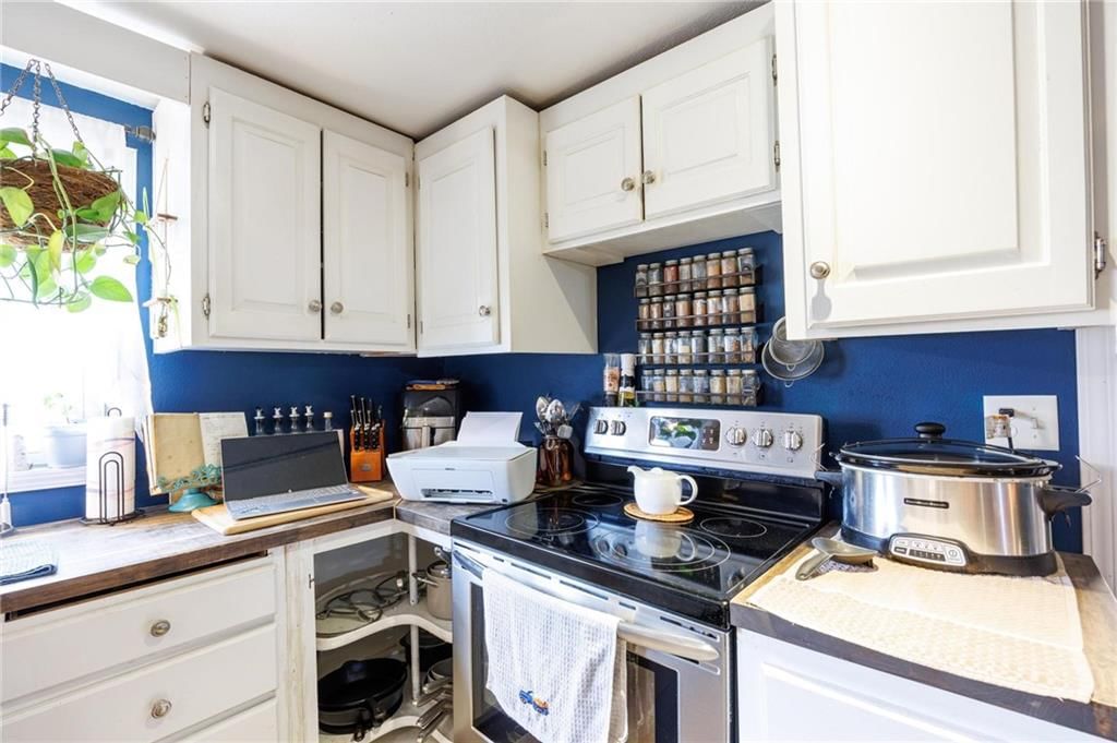 334 W Cedar Street — photo 6