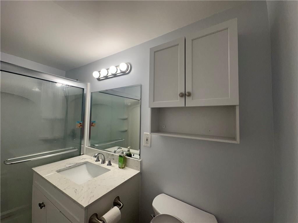 606 W South Street — photo 17