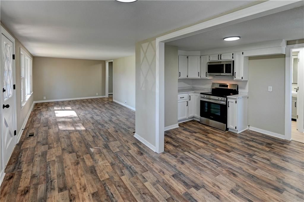 821 W 13th Court — photo 16