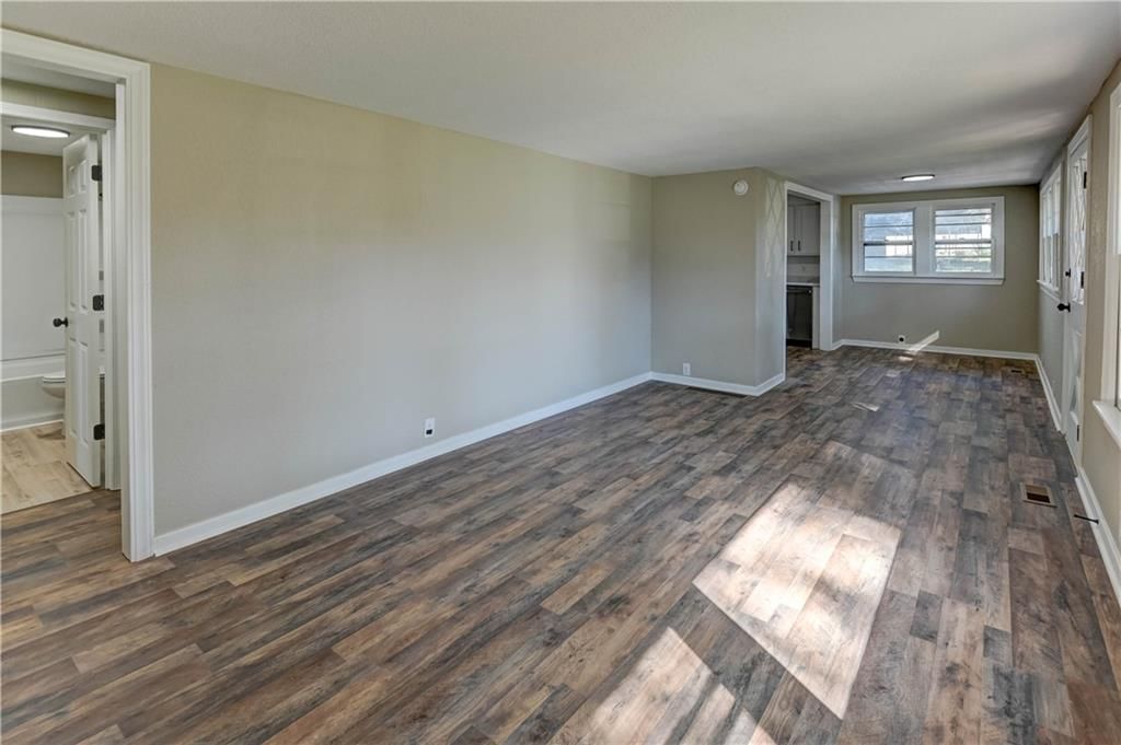 821 W 13th Court — photo 21