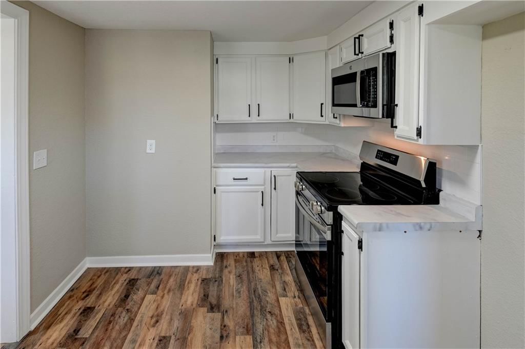 821 W 13th Court — photo 24