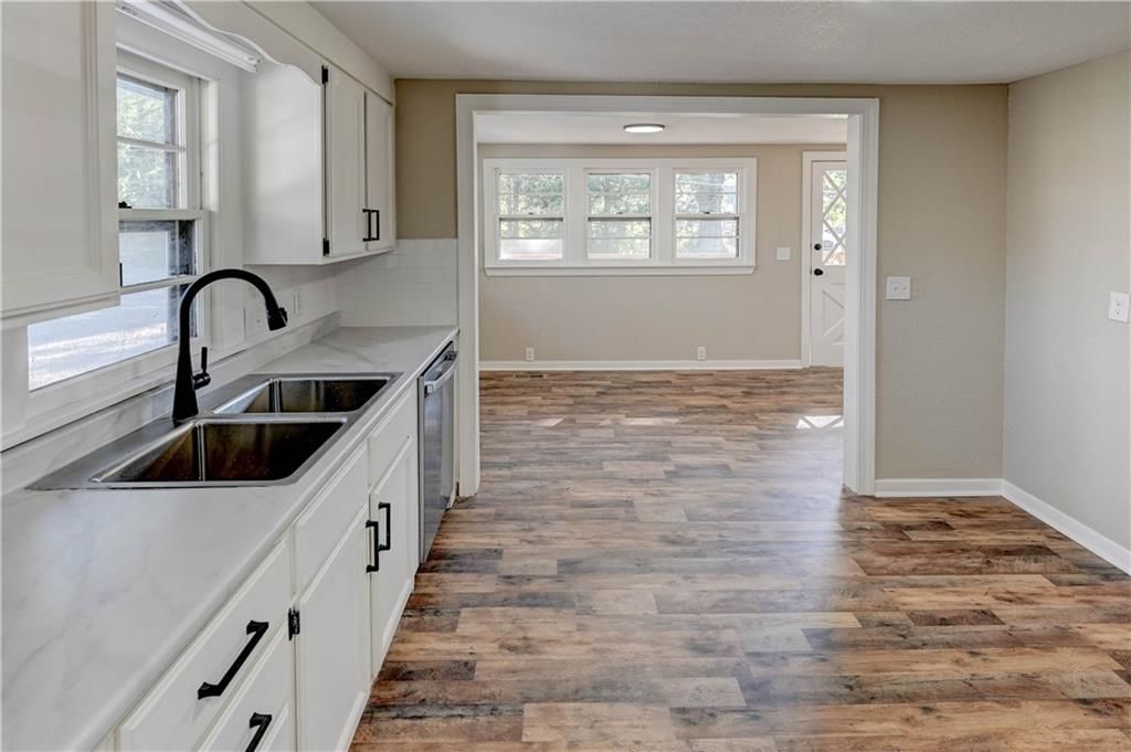 821 W 13th Court — photo 27