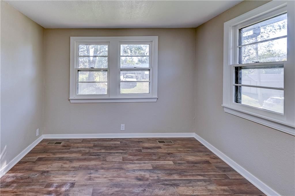 821 W 13th Court — photo 42