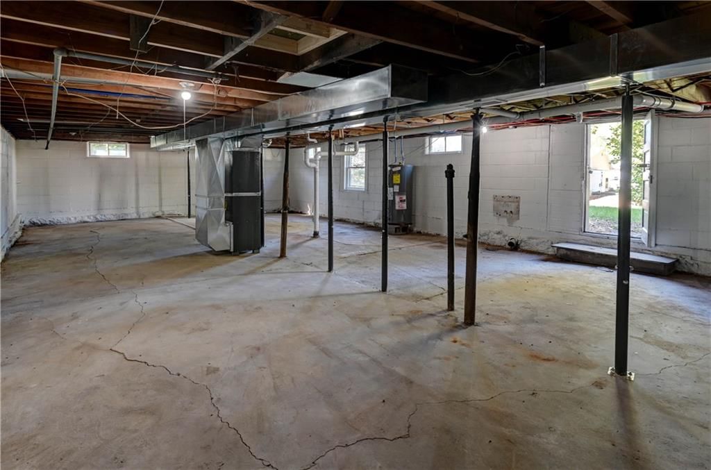 821 W 13th Court — photo 49