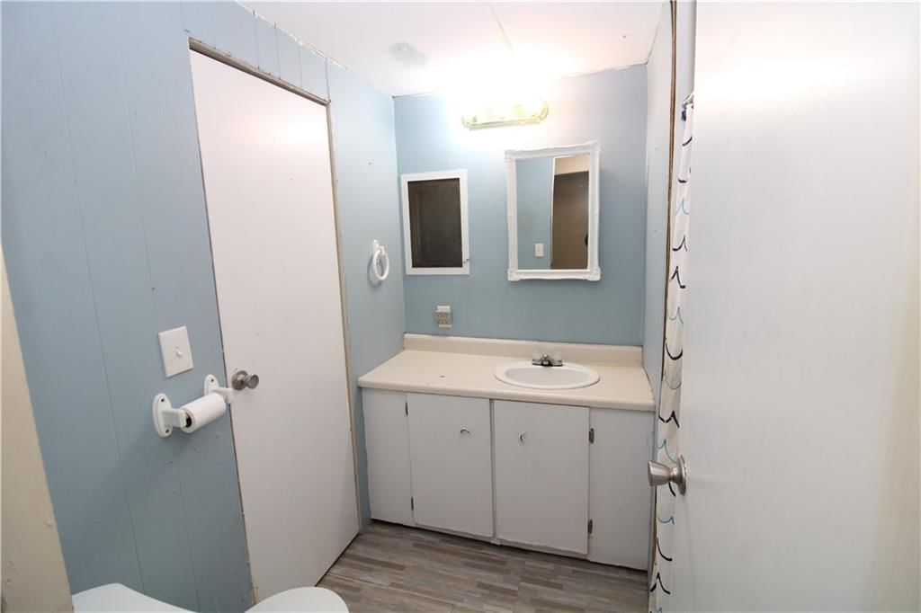 305 W Benton Street — photo 7