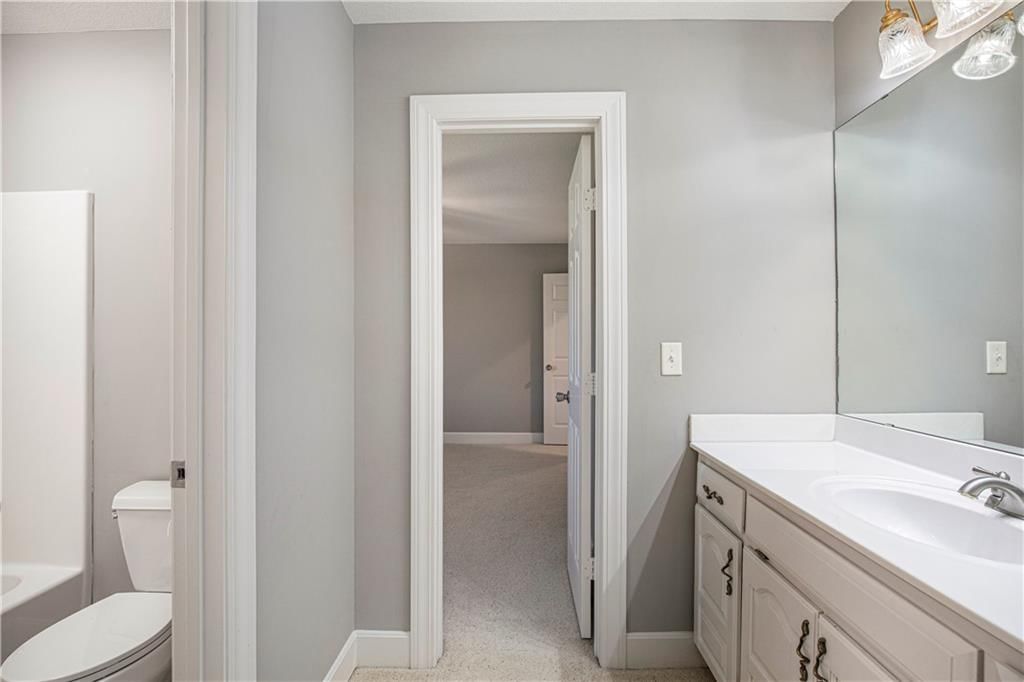 2600 NW 108th Street — photo 45
