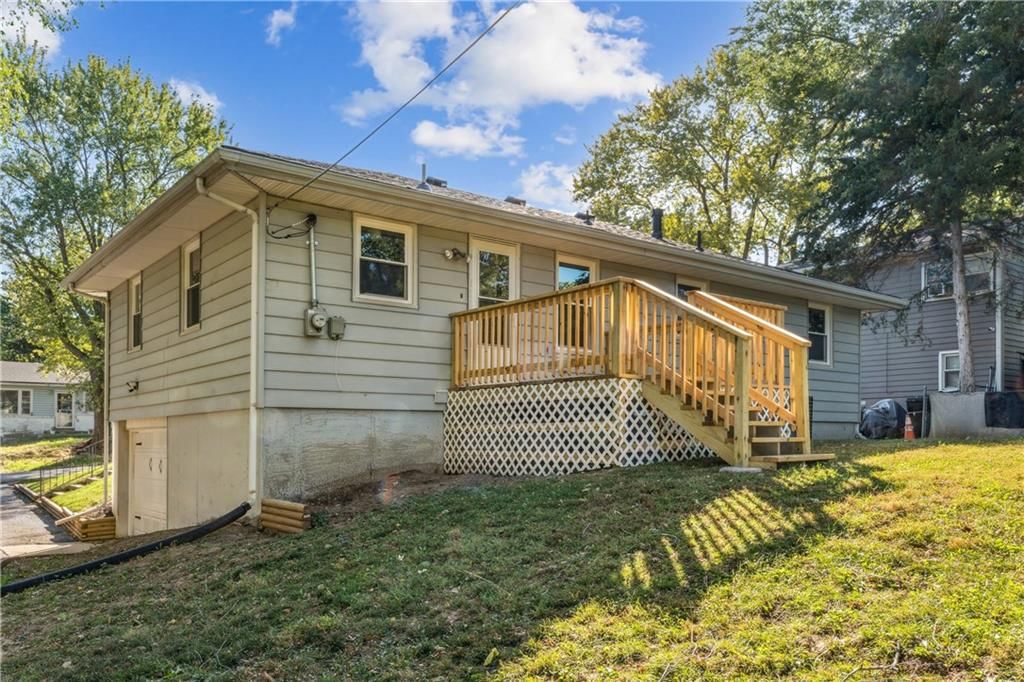 6528 Nogard Avenue — photo 29
