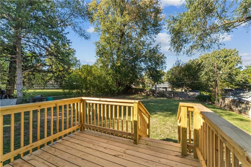 6528 Nogard Avenue — photo 33