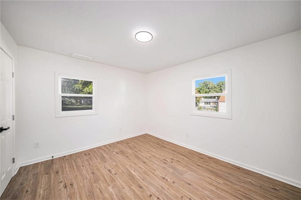 2204 NE 58th Terrace — photo 11