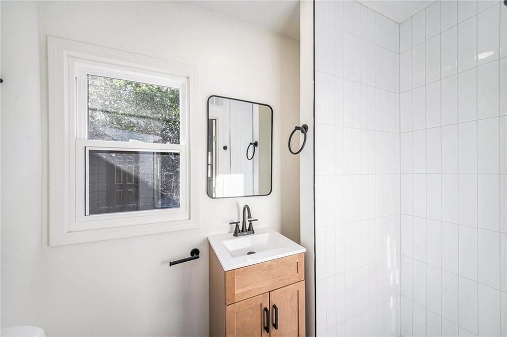 2204 NE 58th Terrace — photo 13