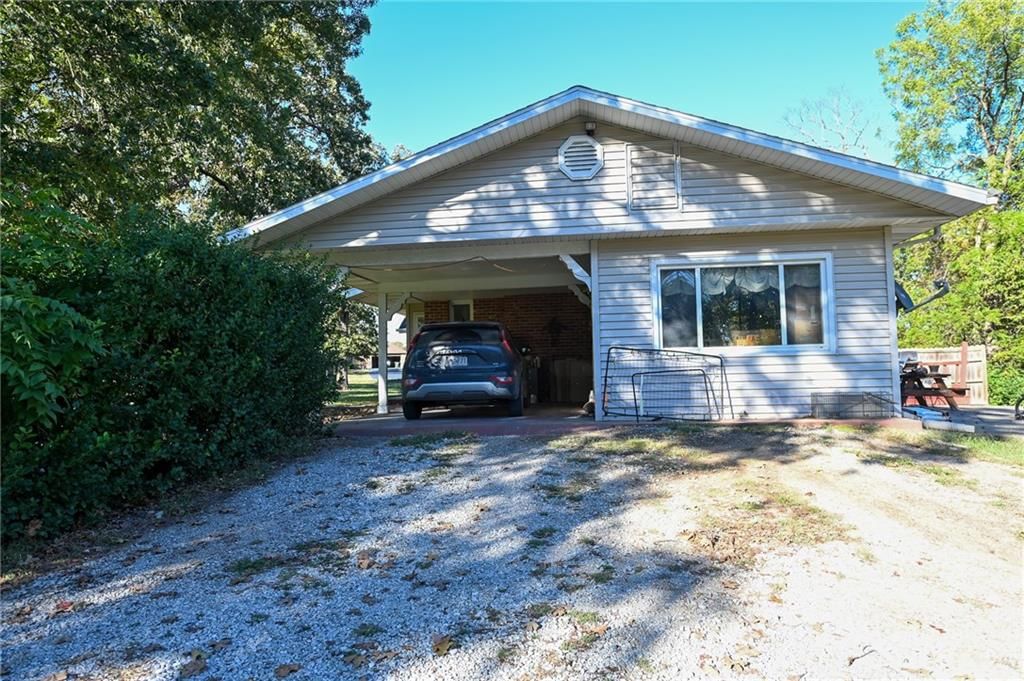 1305 S 145 Road — photo 7