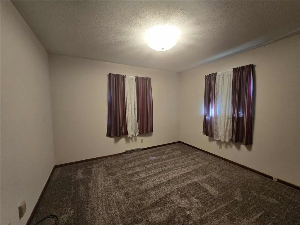 103 S Cherokee Avenue — photo 21