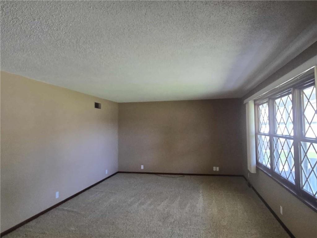 103 S Cherokee Avenue — photo 8