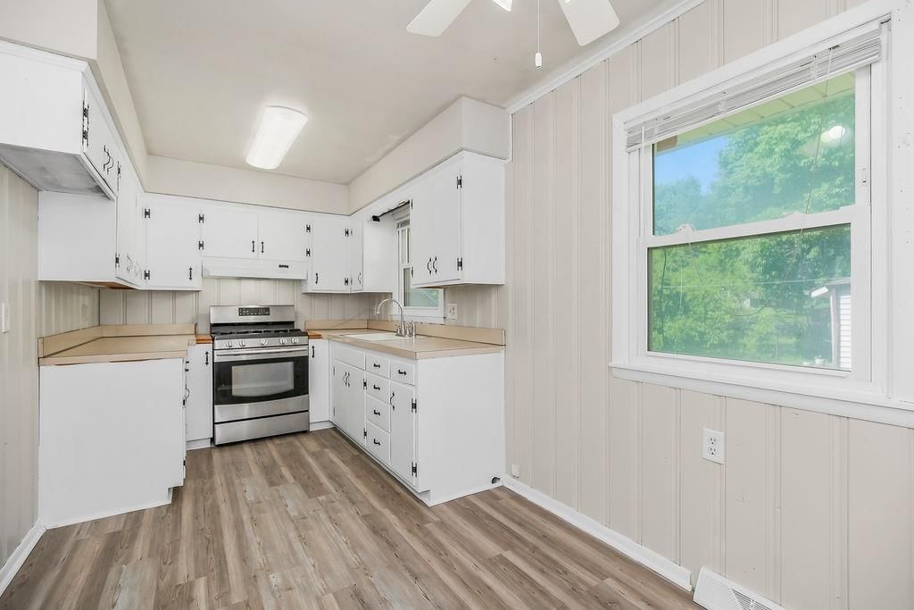 11700 Troost Ave Avenue — photo 7