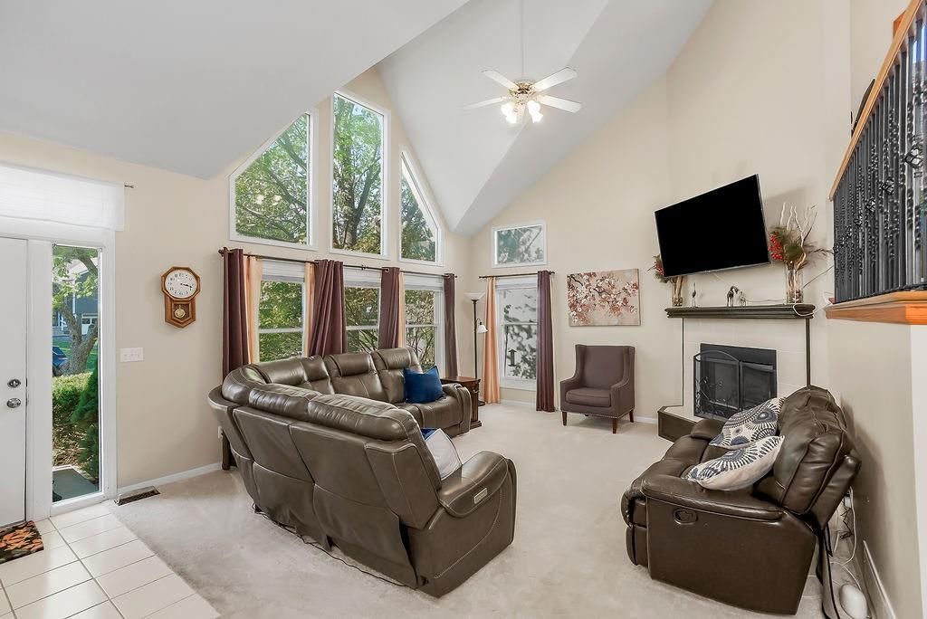 6421 Hilltop Street — photo 3