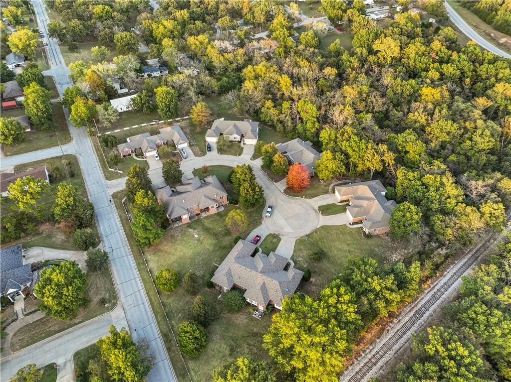 600 Carriage Court — photo 45