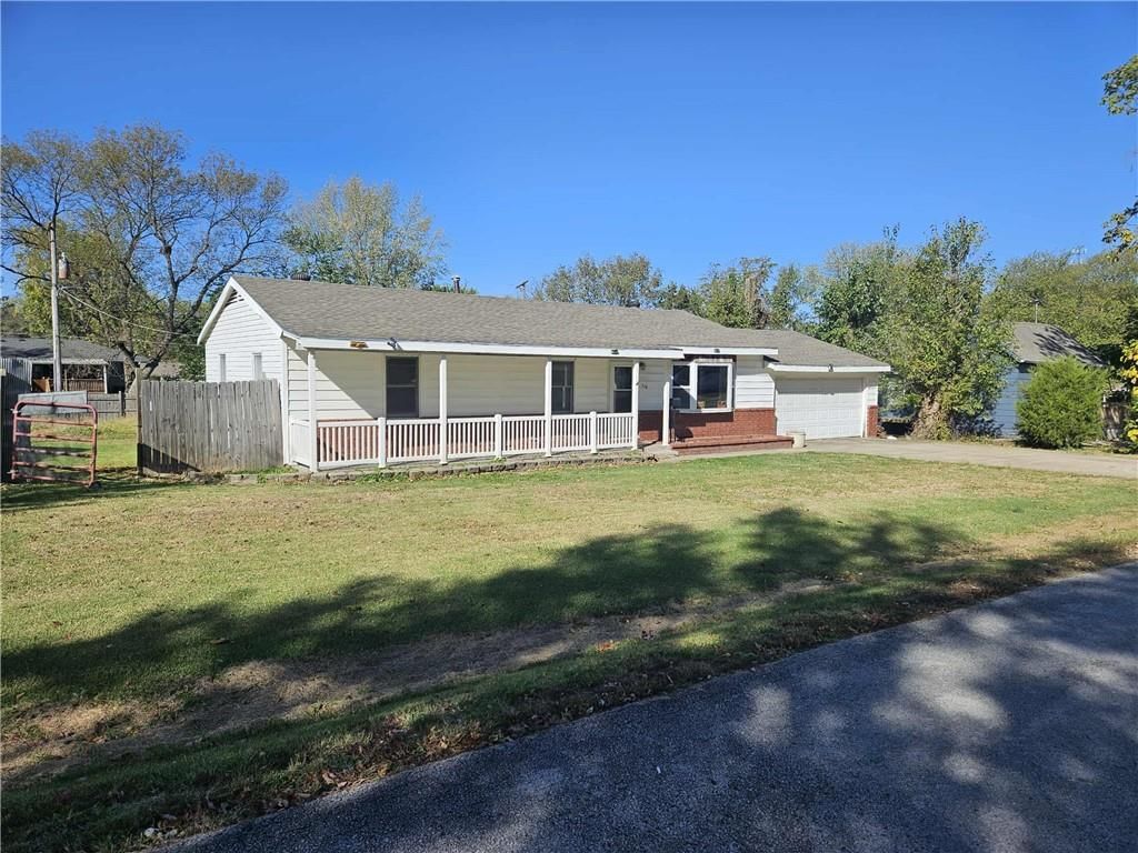 716 S Osbun Street — photo 2