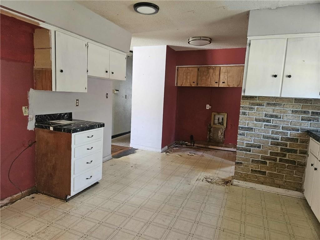 716 S Osbun Street — photo 6