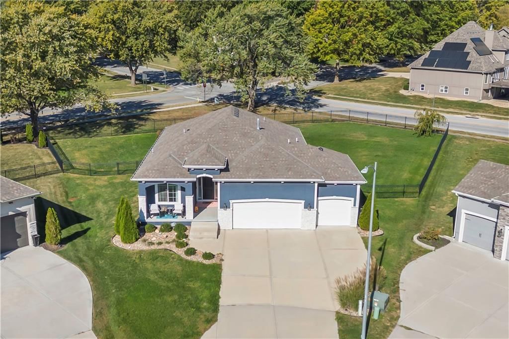 4400 SW Nautilus Place — photo 3