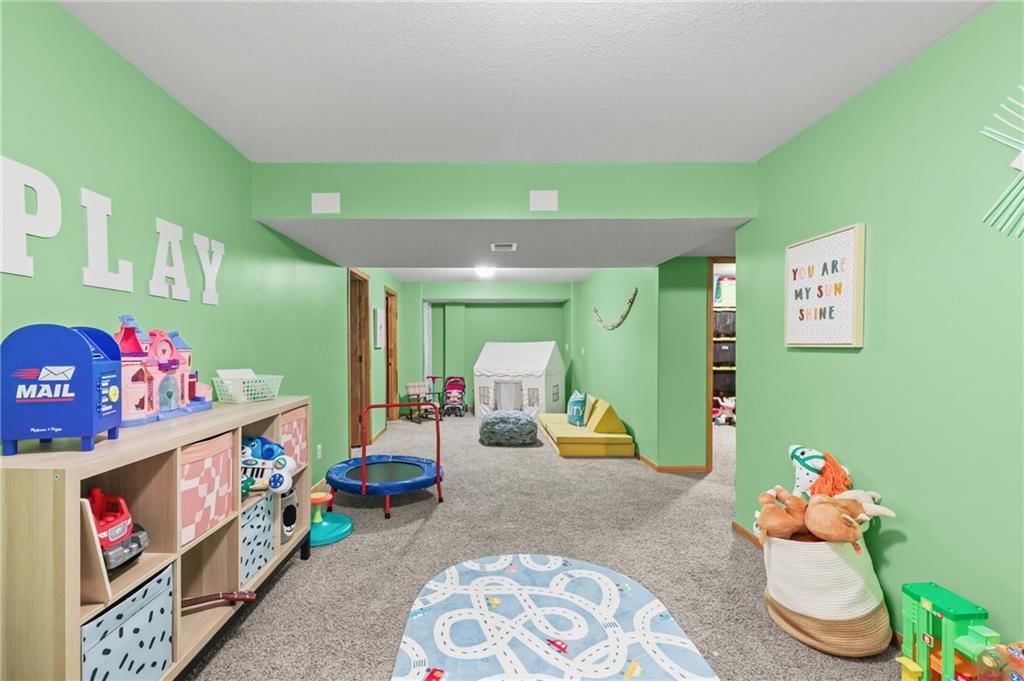 1017 E Pumpkin Ridge Street — photo 20