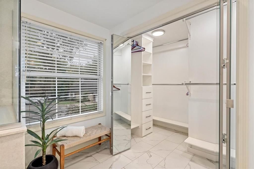 5400 Windsor Lane — photo 38