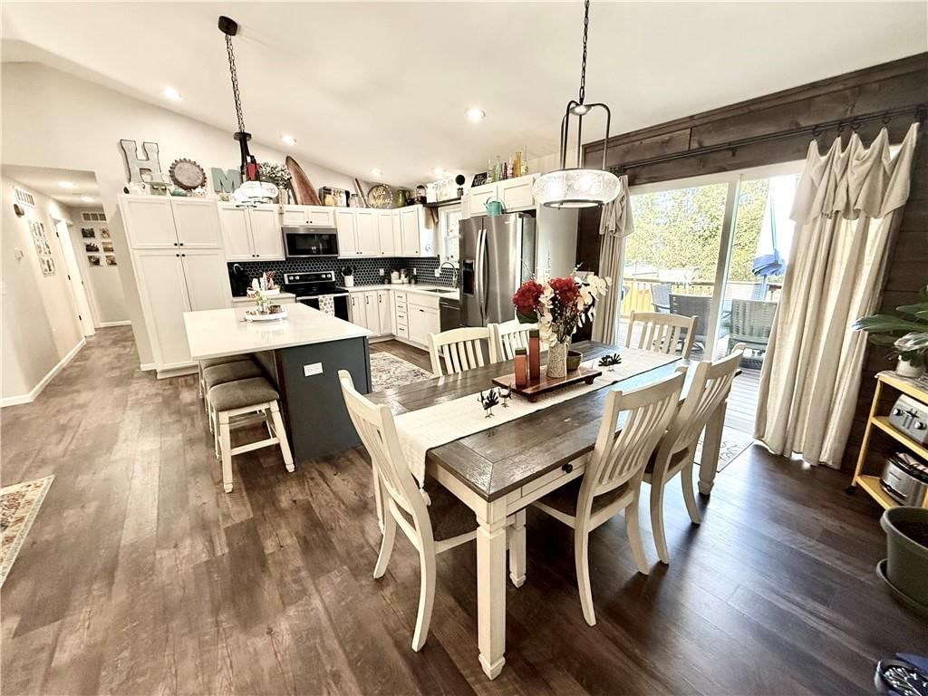 611 Katy Drive — photo 11