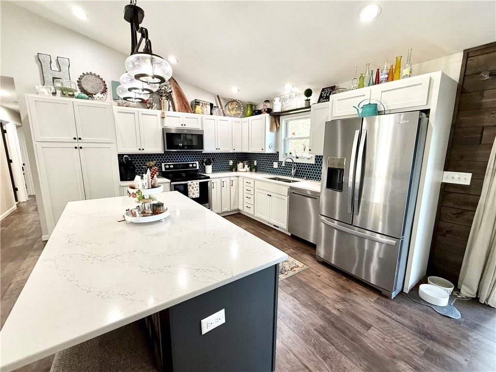 611 Katy Drive — photo 12