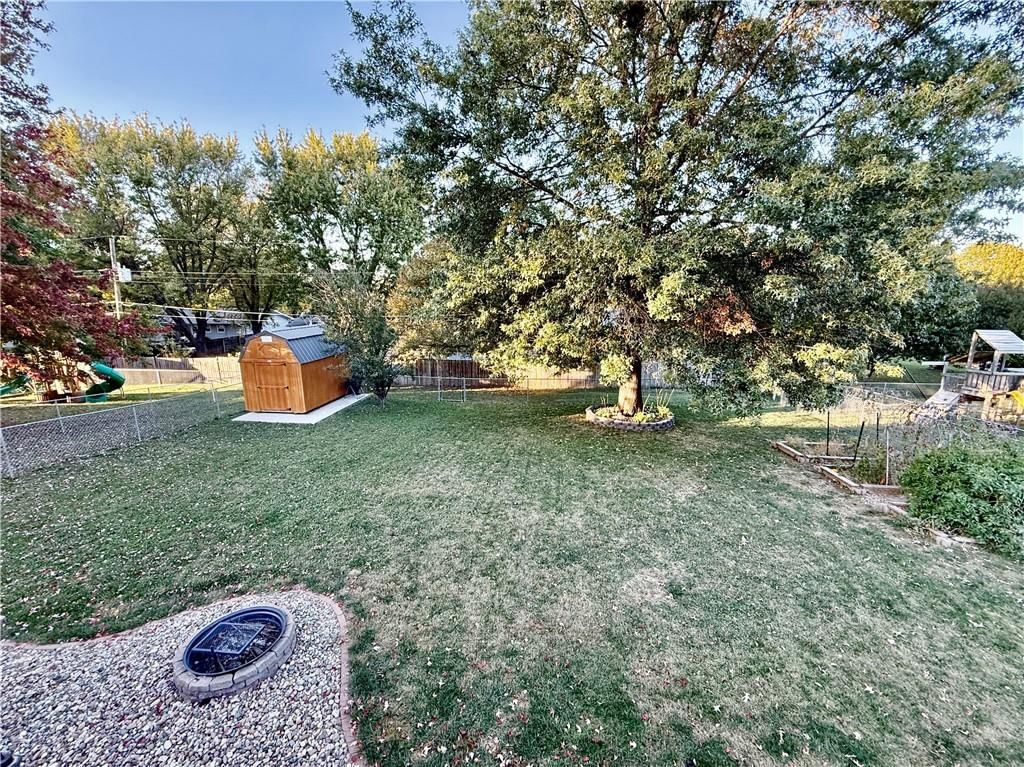 611 Katy Drive — photo 3