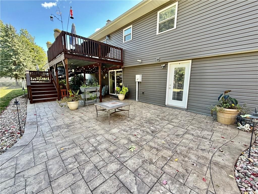 611 Katy Drive — photo 6