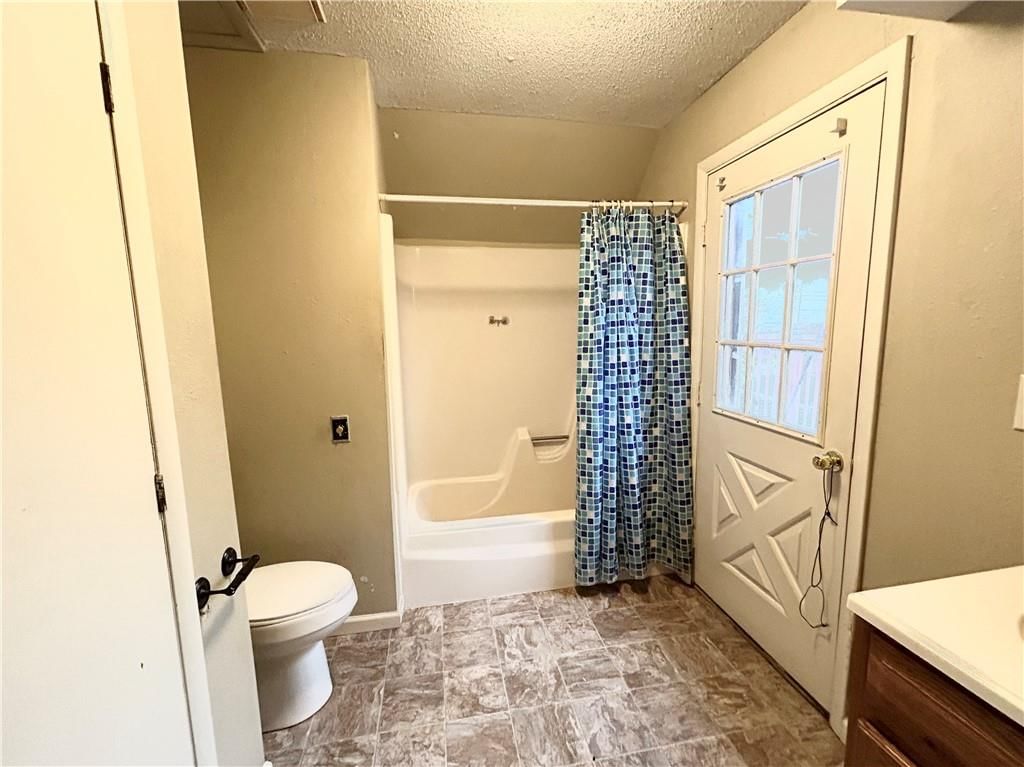 2844 Angelique Street — photo 14