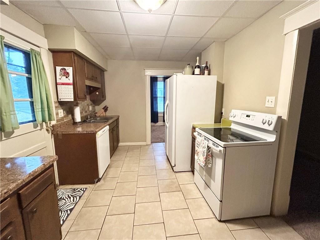 2844 Angelique Street — photo 7