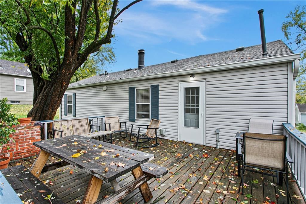 9128 Walnut Street — photo 15