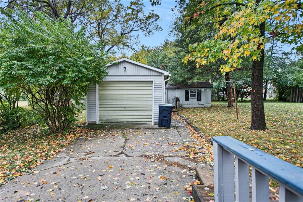 9128 Walnut Street — photo 16
