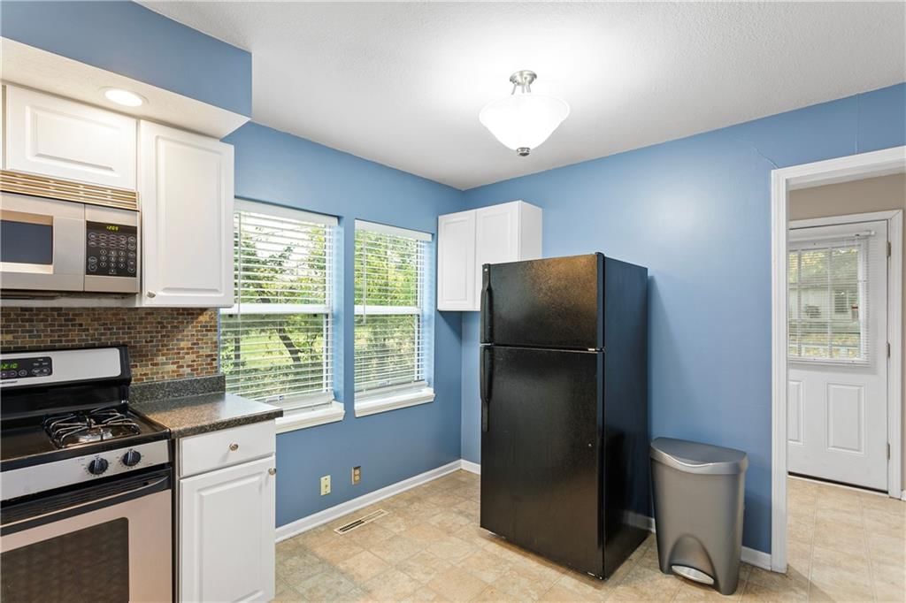 9128 Walnut Street — photo 8