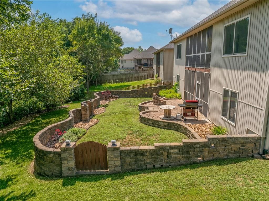 1211 Holland Square — photo 16