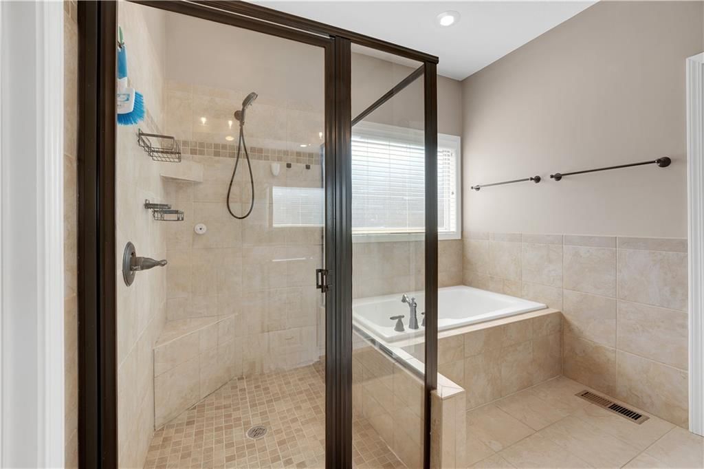 1211 Holland Square — photo 60