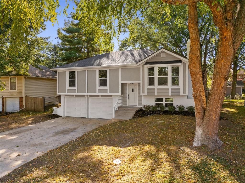1027 W Wabash Terrace — photo 3