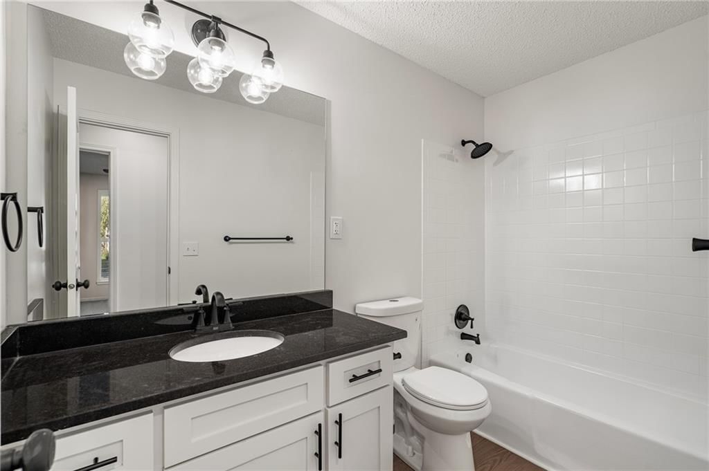 1027 W Wabash Terrace — photo 23