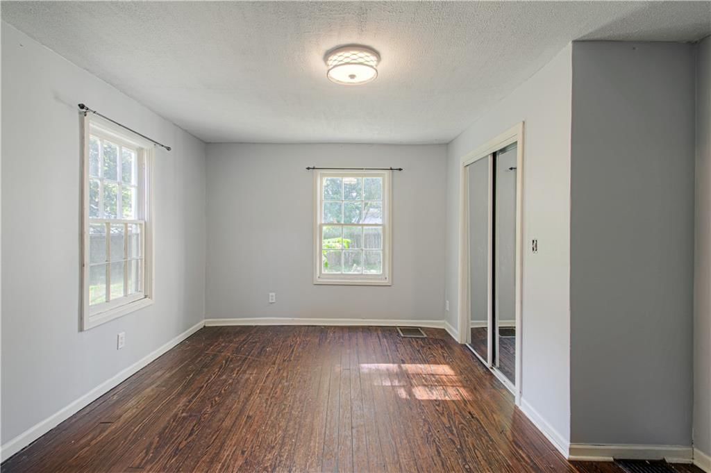 611 Main Street — photo 20