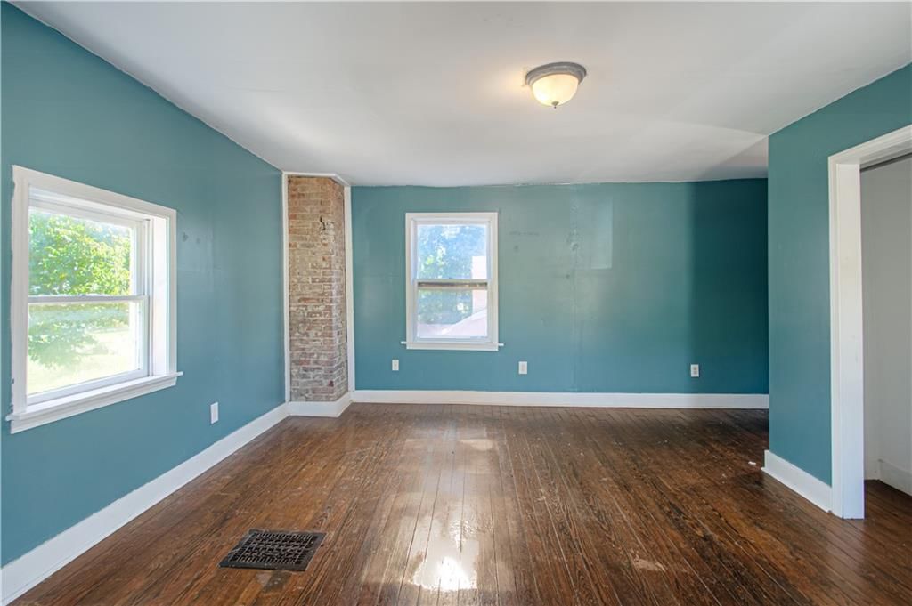611 Main Street — photo 9