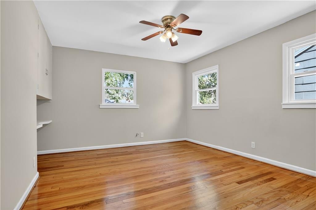 6421 W 81st Terrace — photo 11