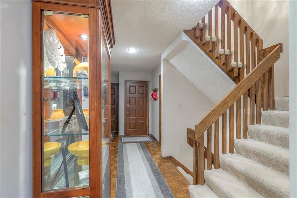 8313 W 120th Street — photo 4