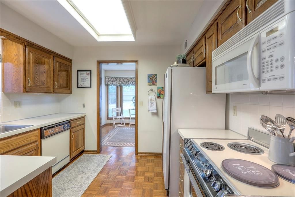 8313 W 120th Street — photo 10